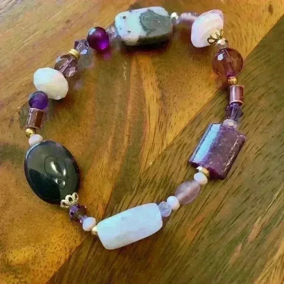 Hand crafted One Of A Kind unique stone, metal, glass & crystal bracelet Size 8” - Picture 1 of 6